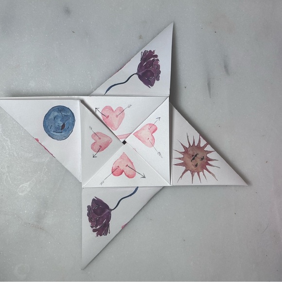 Heart Design Gift Box with Blue Ribbon - Picture 8 of 8